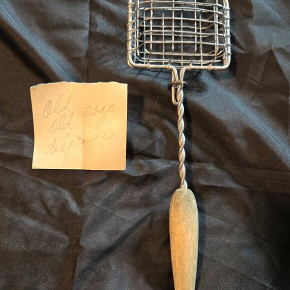 Vintage Stainless Steel Soap Cage/Soap Shaker/Saver - Picture 3 of 5